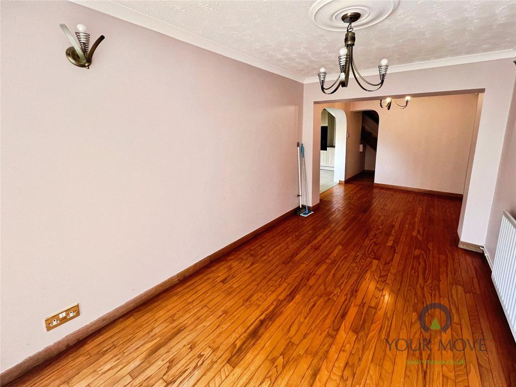 Extended Rear Lounge
