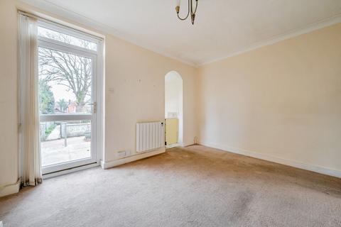 2 bedroom terraced house for sale, Balmoral Road, Andover, SP10 3HY