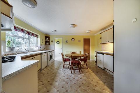undefined, Queens Mead, Chiddingfold, Godalming, Surrey, GU8