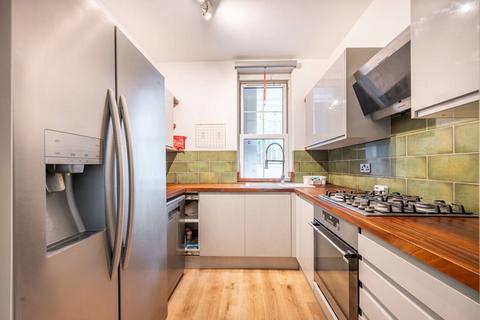 3 bedroom flat to rent, Southern Row, Ladbroke Grove, London, W10