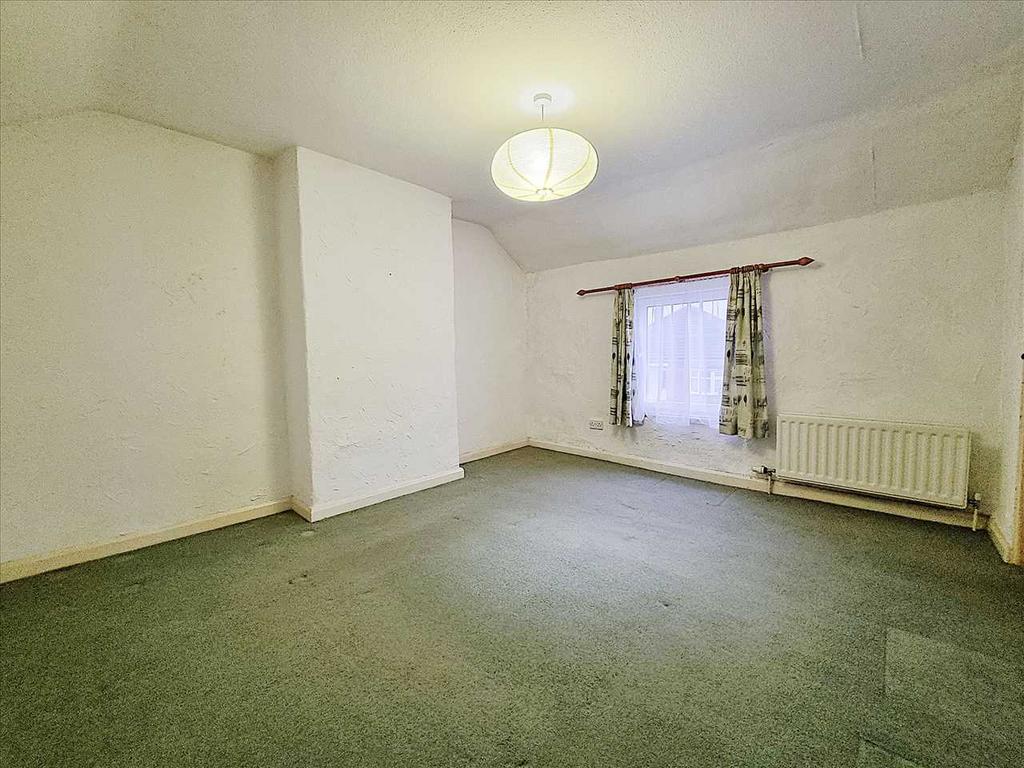 Bedroom 1:
