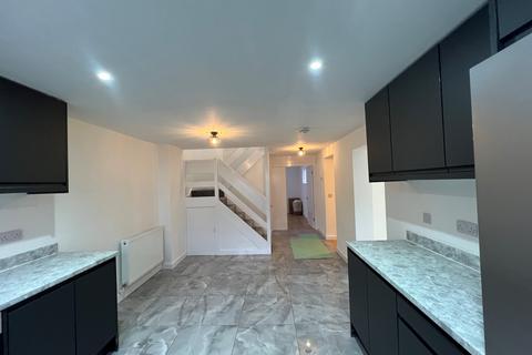 undefined, Linden Close, Crawley, RH10