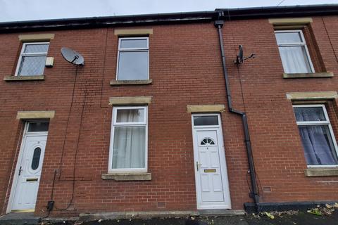 2 bedroom house to rent, Queen Victoria Street, Blackburn, BB2