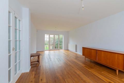 5 bedroom detached house for sale, Chiltern Road, Maidenhead SL6