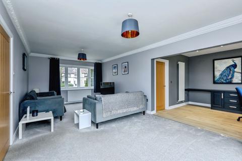 4 bedroom detached house for sale, West Street, Sheffield S25