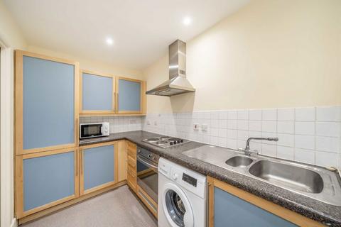 1 bedroom flat to rent, Worple Road, London SW19