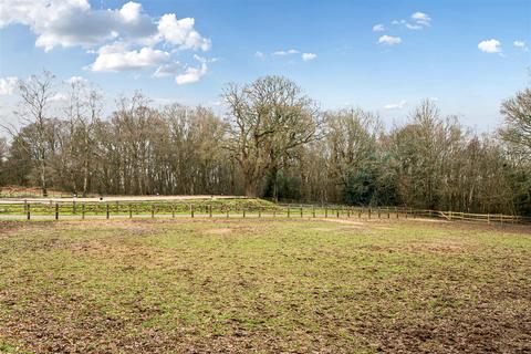 5 bedroom detached house for sale, High Road, Chipstead, Coulsdon