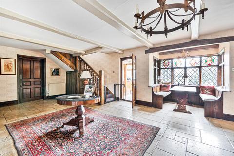 5 bedroom detached house for sale, High Road, Chipstead, Coulsdon
