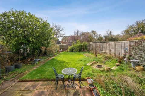 undefined, Whiteshot Way, Essex CB10