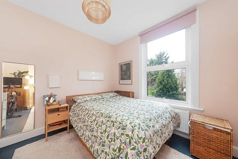 3 bedroom flat for sale, Tressillian Road, Brockley, London, SE4