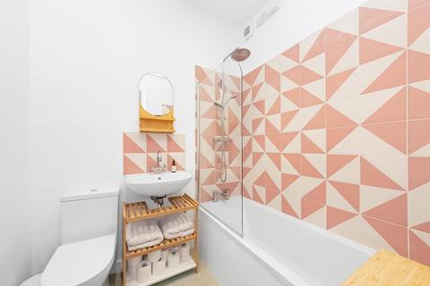 3 bedroom flat for sale, Tressillian Road, Brockley, London, SE4