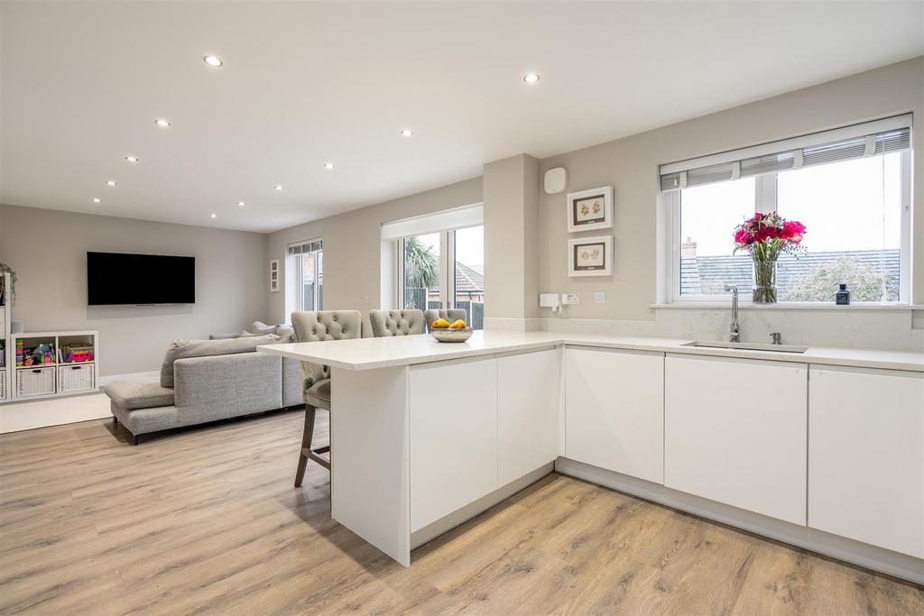 3 Pastures Drive 14.jpg