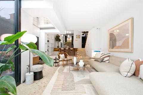4 bedroom terraced house for sale, Marney Road, London, SW11