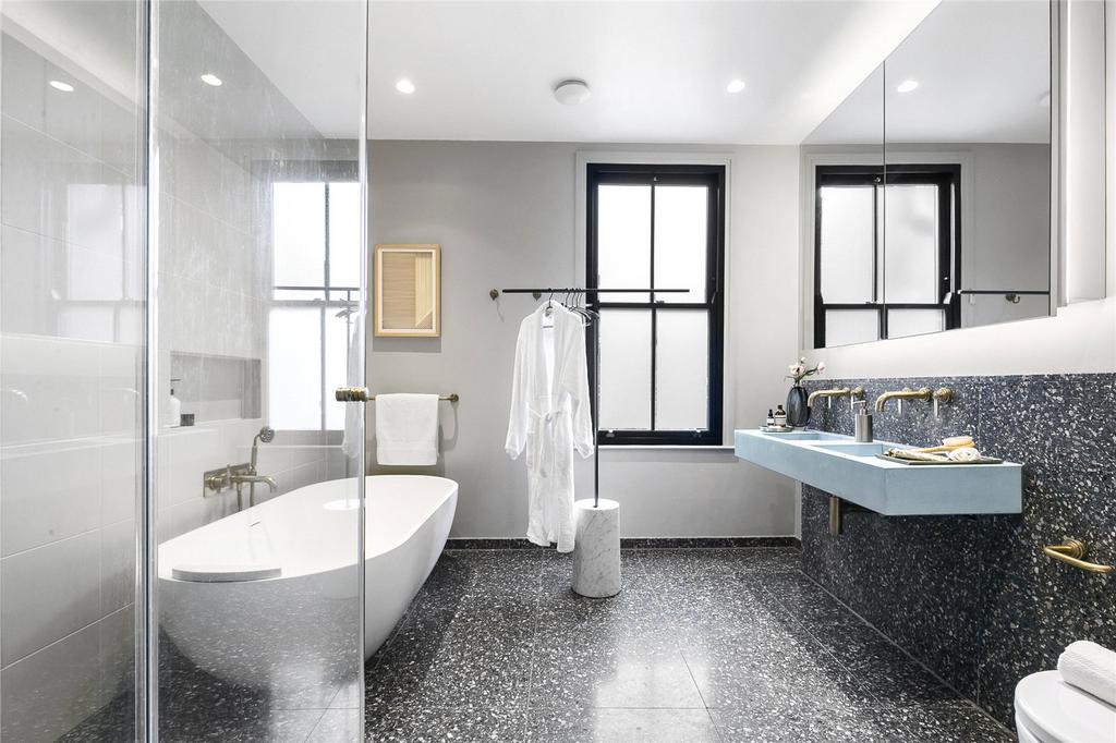 Ensuite