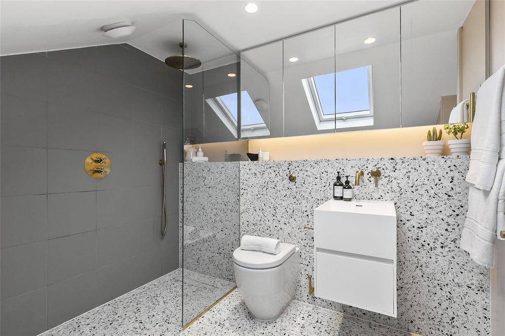 Ensuite