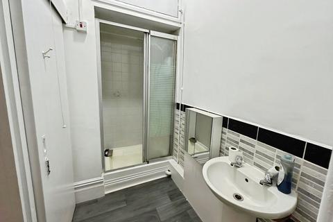 undefined, Wellington Road North, Greater Manchester SK4
