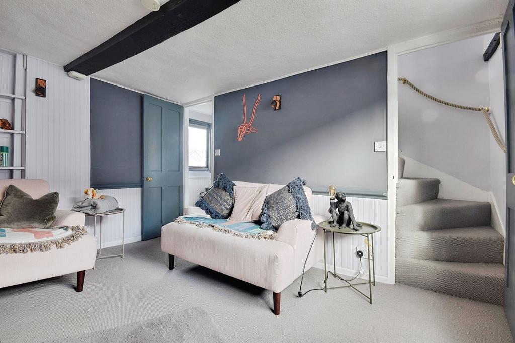 No-11 Living Room