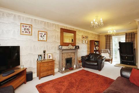 4 bedroom detached house for sale, Fuller Close, Leicester, LE9