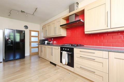5 bedroom semi-detached house for sale, Heathdale Avenue, Birkby, Huddersfield