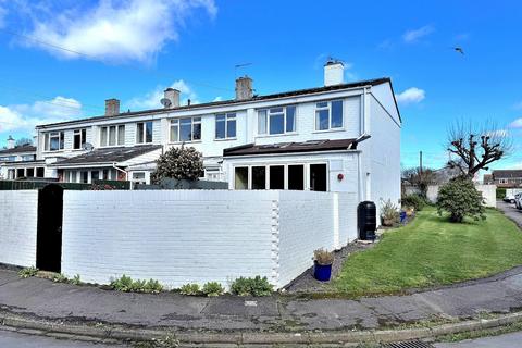 3 bedroom end of terrace house for sale, Maple Close, Barton On Sea, New Milton, Hampshire. BH25 7AR