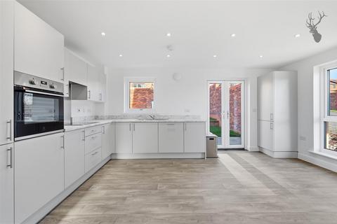 4 bedroom house to rent, Hampton Way, Bishops Stortford CM23