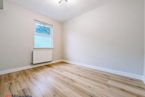 1 bedroom flat to rent, Manor Mount, London SE23