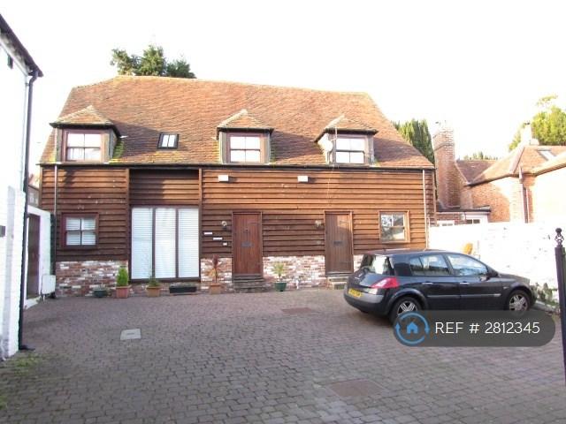 Front Of House (One On Right)