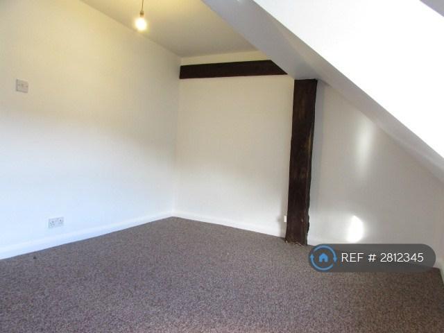 Front (Main) Bedroom
