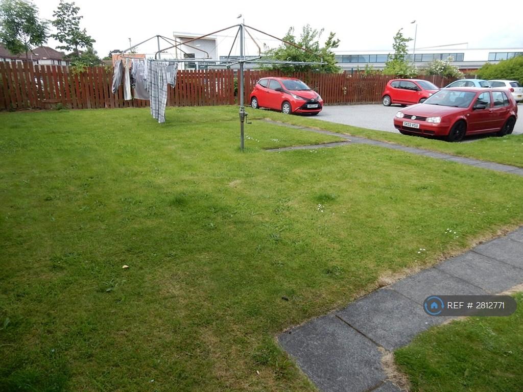Garden & Parking