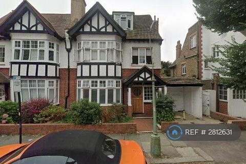 1 bedroom flat to rent, York Avenue, Hove, BN3