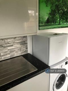 Studio to rent, Highgrove Way, Middlesex, HA4