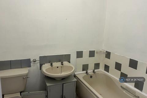 1 bedroom flat to rent, King St, Newmilns, KA16