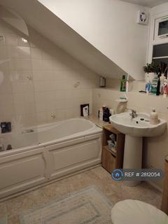 1 bedroom terraced house to rent, Rodmell Close, Hayes, UB4