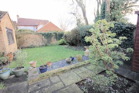 undefined, Frenchmans Close, Toddington, Dunstable