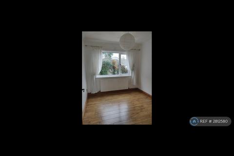 3 bedroom detached house to rent, The Glade, Swansea, SA3