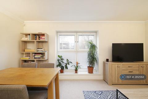 2 bedroom flat to rent, Melville Place, London, N1