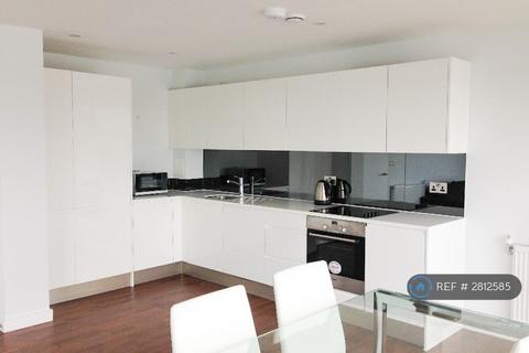 2 bedroom flat to rent, Wharf Street, London, SE8