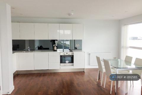 2 bedroom flat to rent, Wharf Street, London, SE8