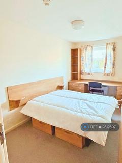 2 bedroom flat to rent, Crown Station Place, Liverpool, L7