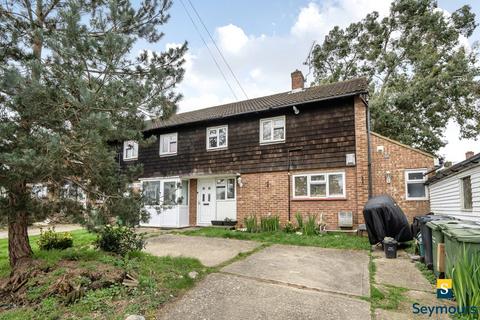 6 bedroom semi-detached house for sale, Cabell Road, Surrey GU2