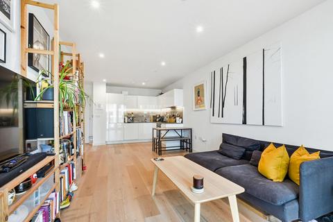 2 bedroom apartment for sale, Marco Polo Tower, Royal Wharf, E16