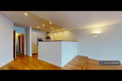 undefined, Discovery Wharf, Plymouth, PL4