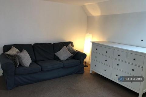 undefined, Yew Tree Road, Slough, SL1