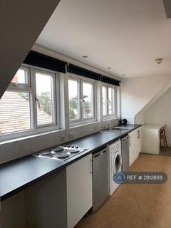 undefined, Yew Tree Road, Slough, SL1