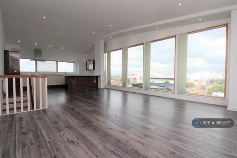 undefined, Warwick Road, Manchester, M16