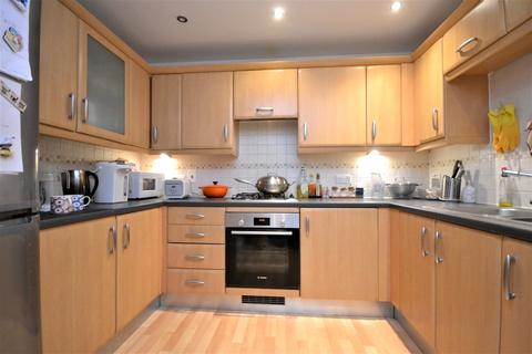 2 bedroom apartment for sale, Wheeler Place, Bromley