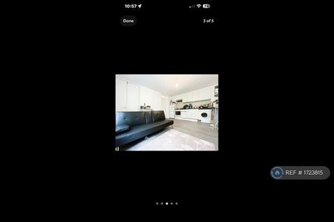 undefined, Mount Lane, Bracknell, RG12