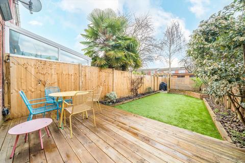 3 bedroom end of terrace house for sale, Lochinvar Street, London SW12