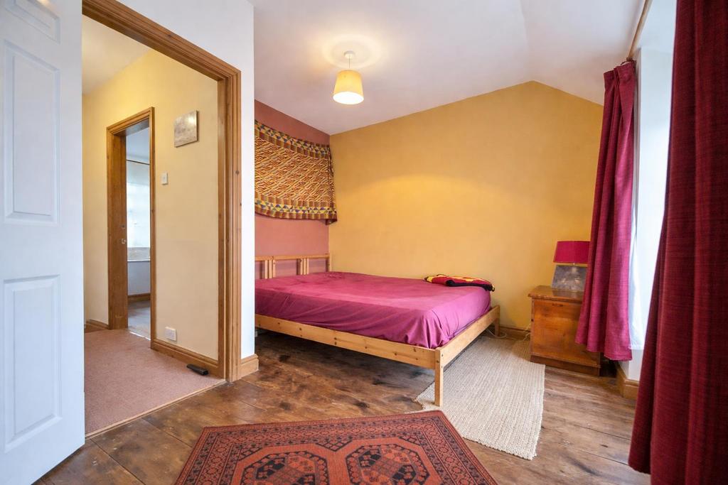 Bedroom 2.png