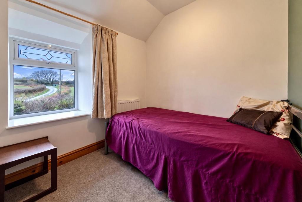 Bedroom 1.png
